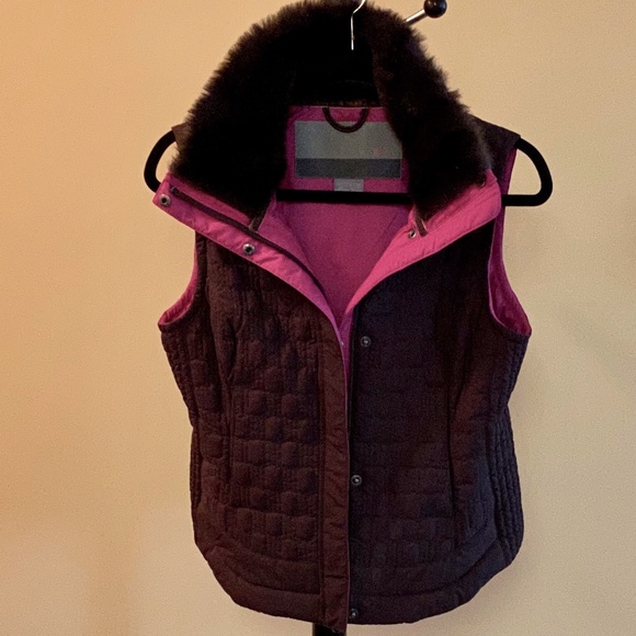 Nike NWOT Women's Brown Winter Quilted Vest (M) - Picture 4 of 10
